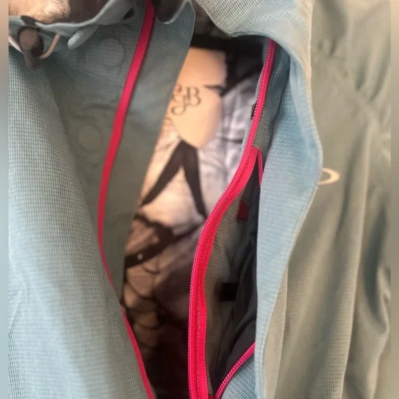 Oakley | Gretchen Bleiler Aqua Blue Faux Fur Hood Snowboard Ski Jacket +… - Picture 5 of 13